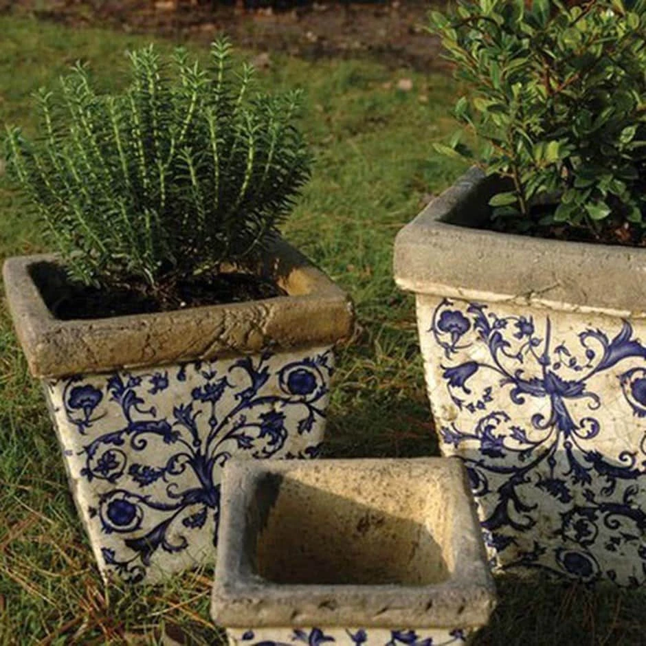 Aged Ceramic Flower Pots - Set Of 3 1 Aged Ceramic Flower Pots - Set Of 3